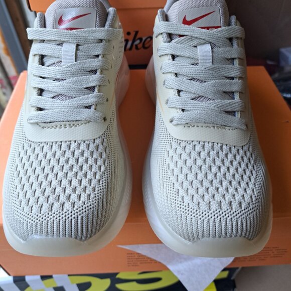 Nike shoes for women's - Picture 3 of 4